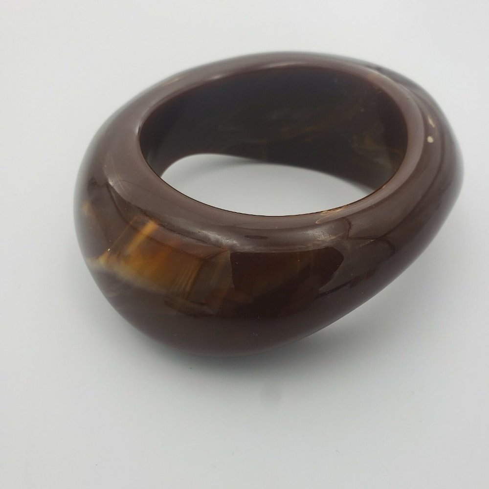 Breanna Carlson HAND CARVED WAVY RESIN BRACELET CI